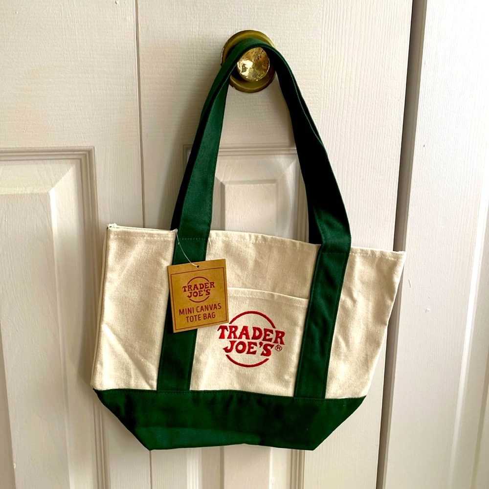 Trader Joe’s Viral Mini Tote Bag